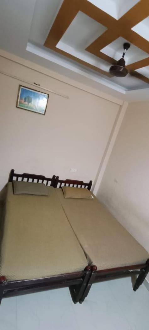 Classic Tourist Home Kochi Екстериор снимка