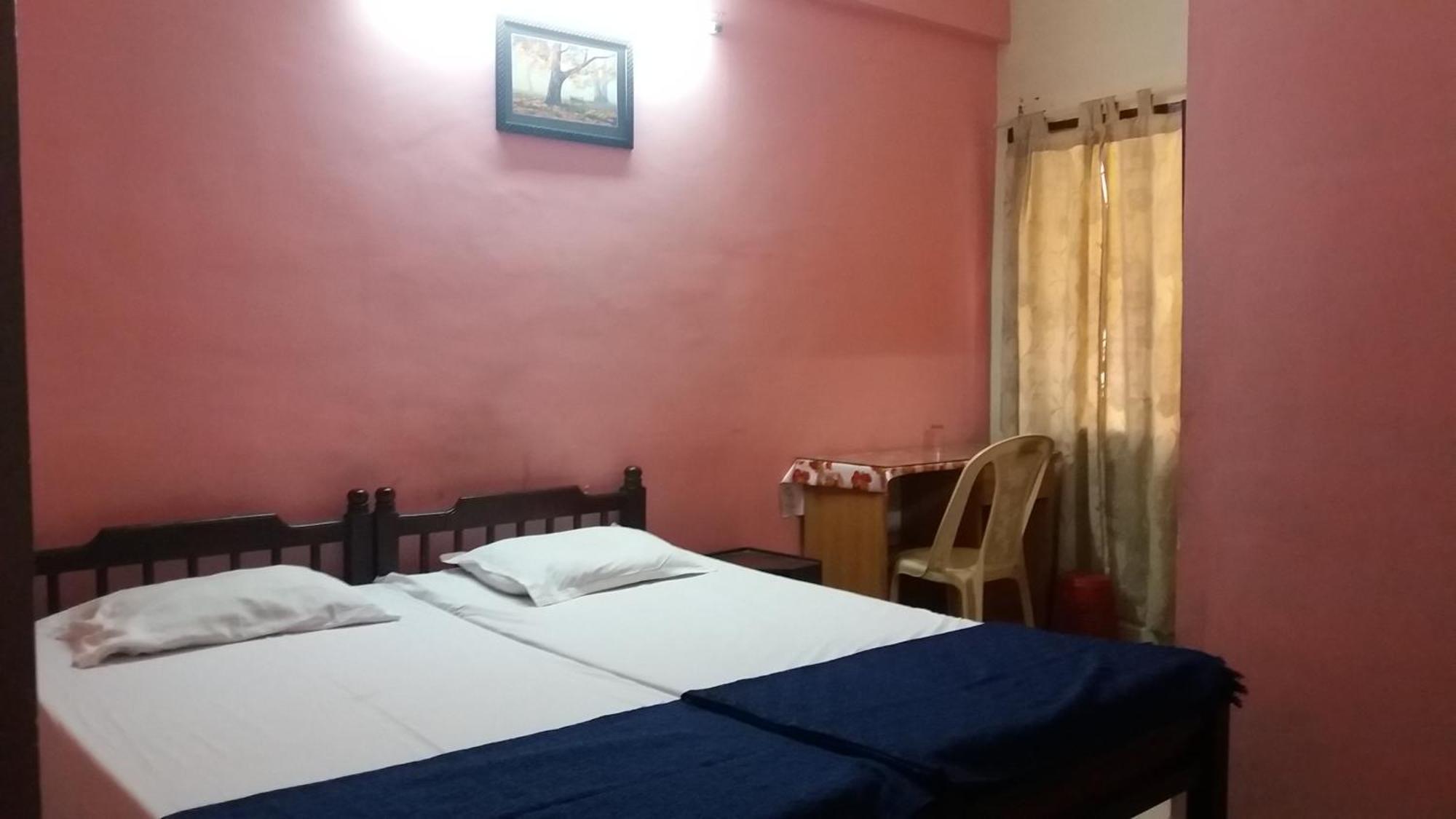 Classic Tourist Home Kochi Екстериор снимка