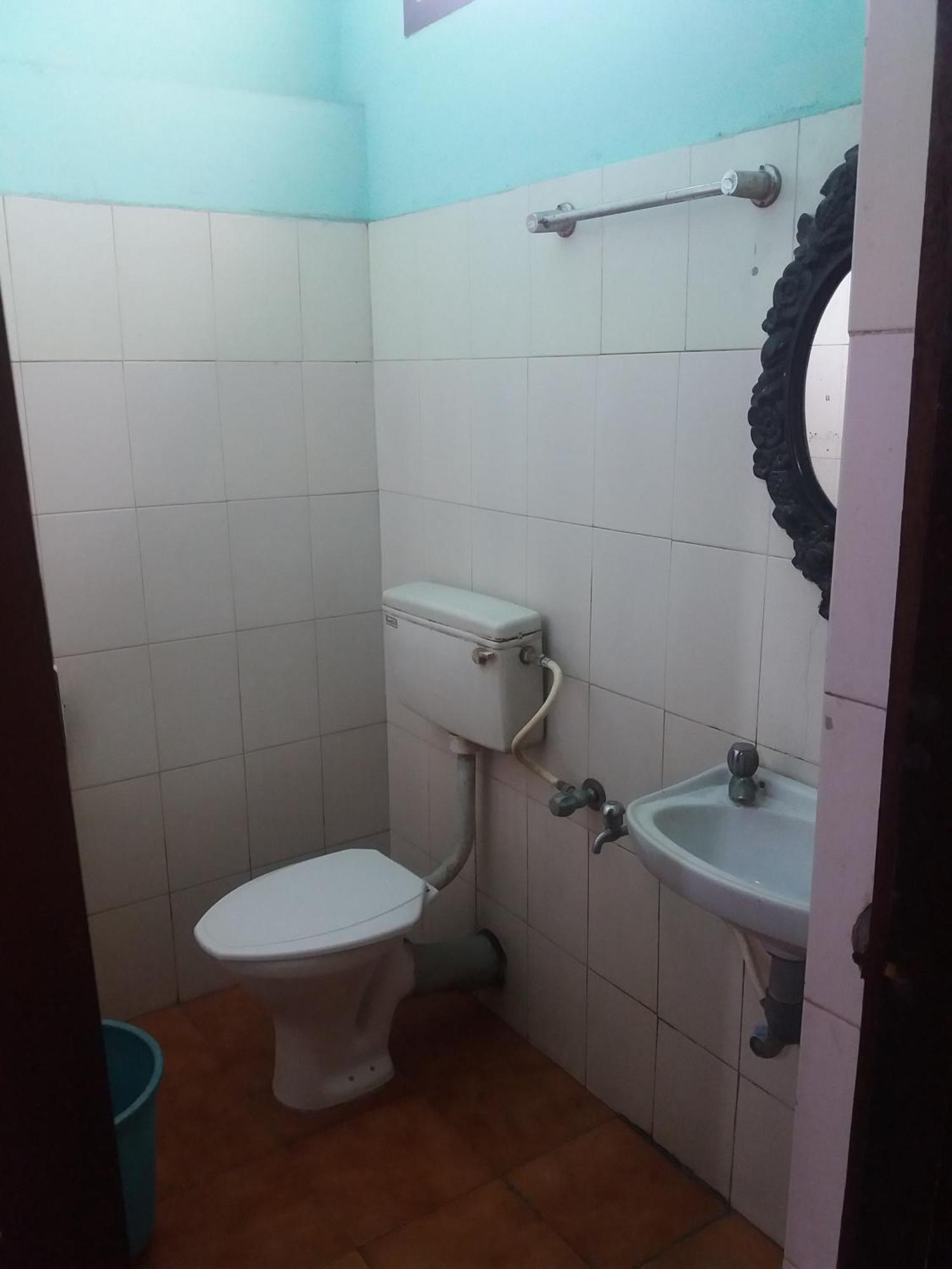 Classic Tourist Home Kochi Екстериор снимка
